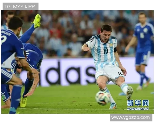 足球明星璀璨瞬间集锦高清图片展示与背后故事分享